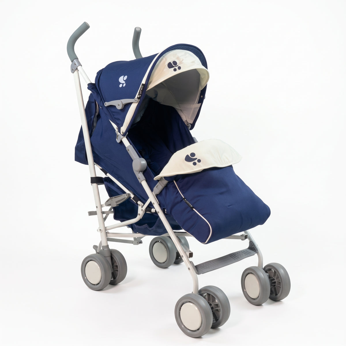 "Infinity" luxury lightweight stroller – elegance, safety, and superior comfort on every outing! 💙✨