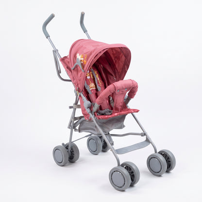 A comfortable and lightweight stroller from Infinity, featuring a cute giraffe design—the perfect companion for getting around and traveling with ease and safety! 🩷🦒✨