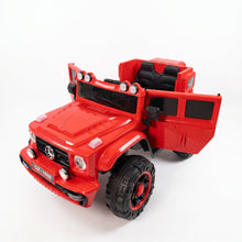 Luxury electric Mercedes G-Class for kids – sporty design and powerful performance in an eye-catching red! ❤️✨